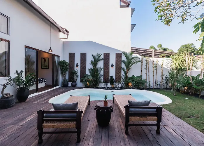 Elegant Tropical Escape With Private Pool Uluwatu