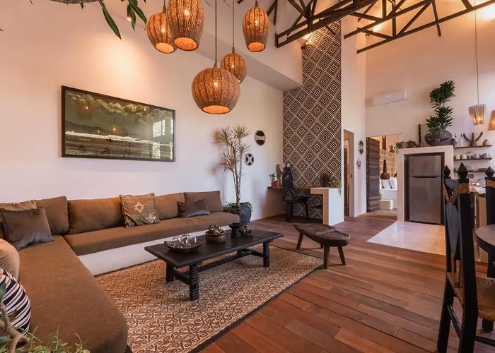 Elegant Tropical Escape With Private Pool Villa Uluwatu